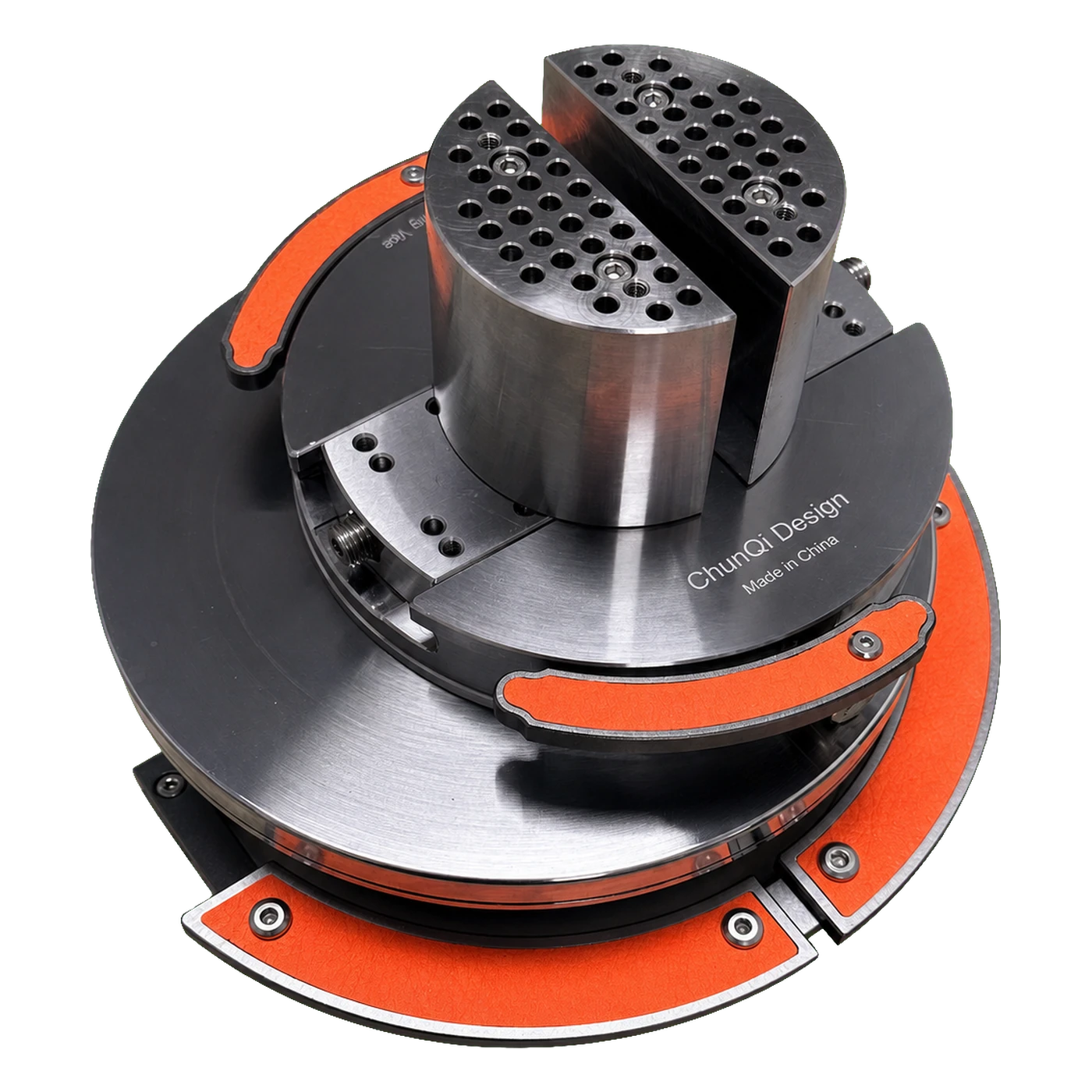 ChunQi vise showing its eccentric centering structure