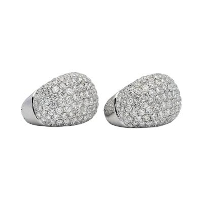 18K white gold diamond earrings, front view