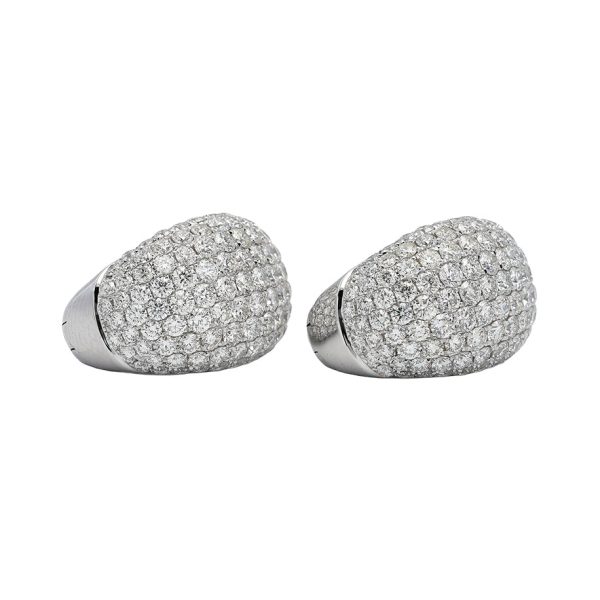 18K white gold diamond earrings, front view