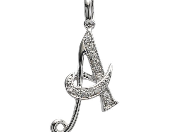 18K white gold diamond pendant, front view