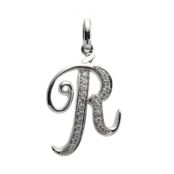 18K white gold diamond pendant, front view