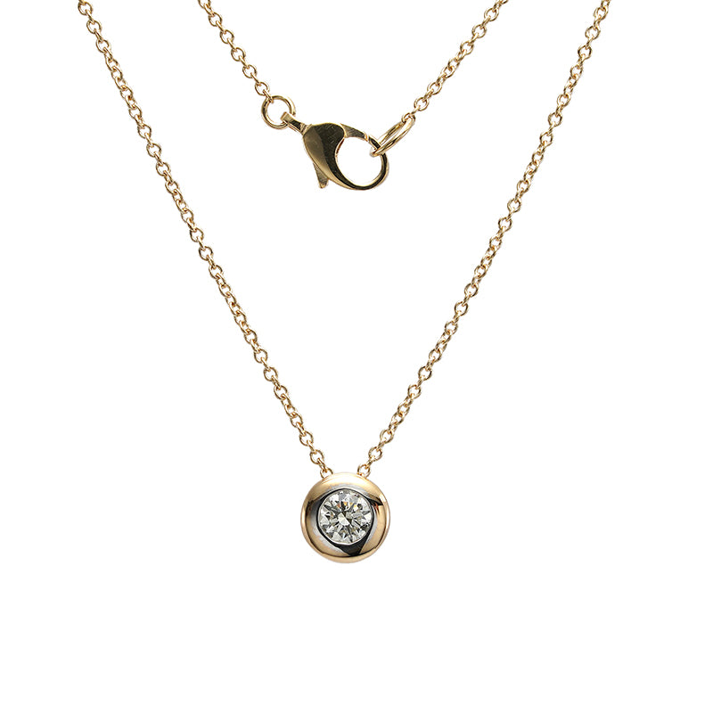 18K yellow gold diamond pendant, front view